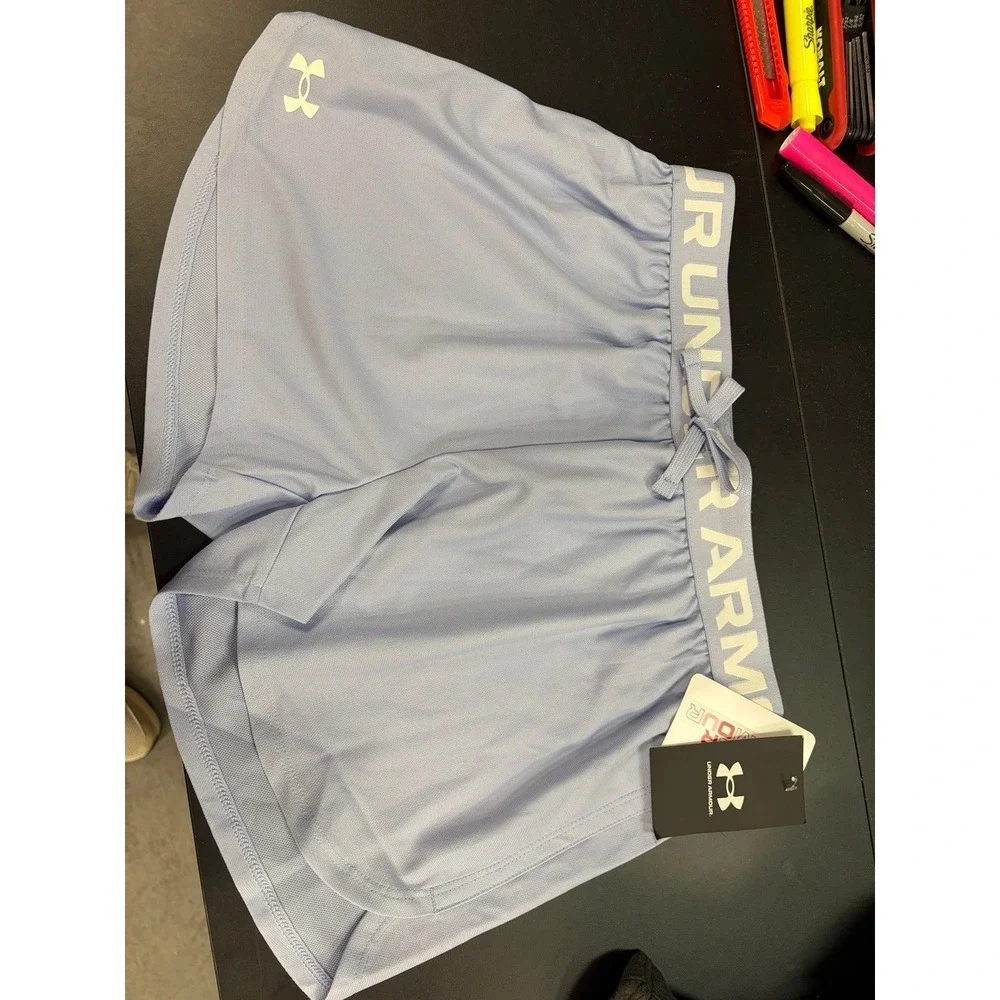 Kids Under Armour shorts NWT Youth Large 10/12